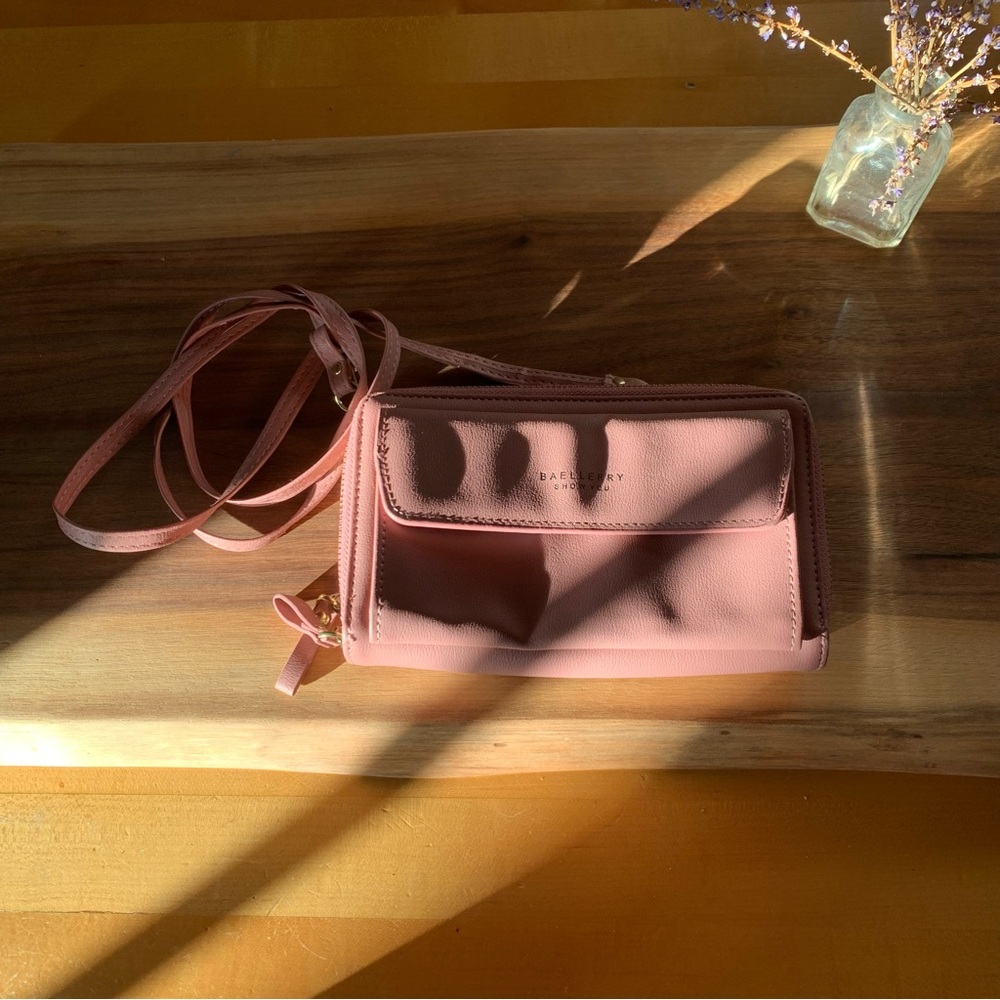 Pink Faux Leather Crossbody Ziparound Wallet Purse Bag Gold Hardware - Picture 2 of 10